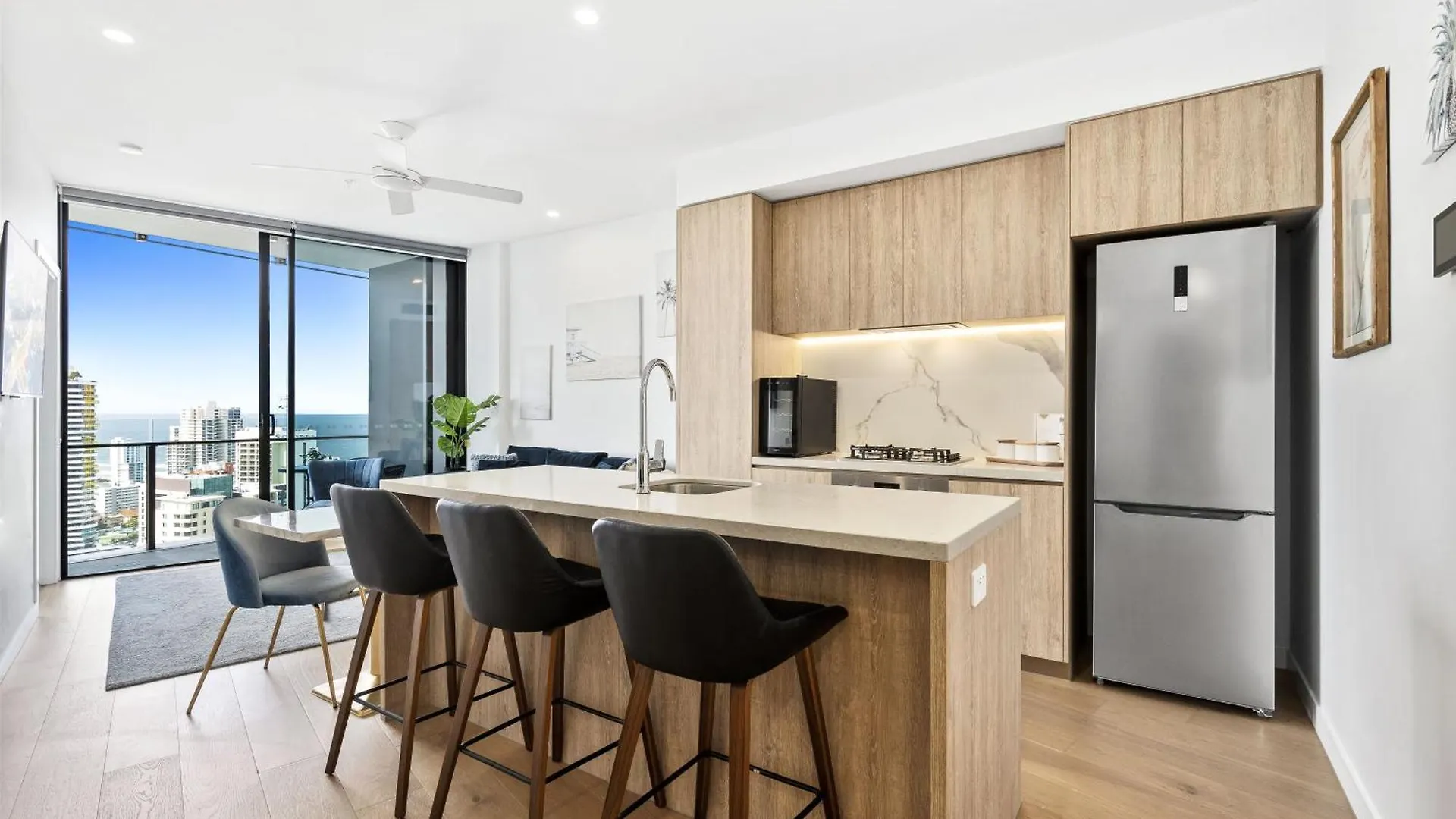 Casino Private Apartments - Qstay Gold Coast