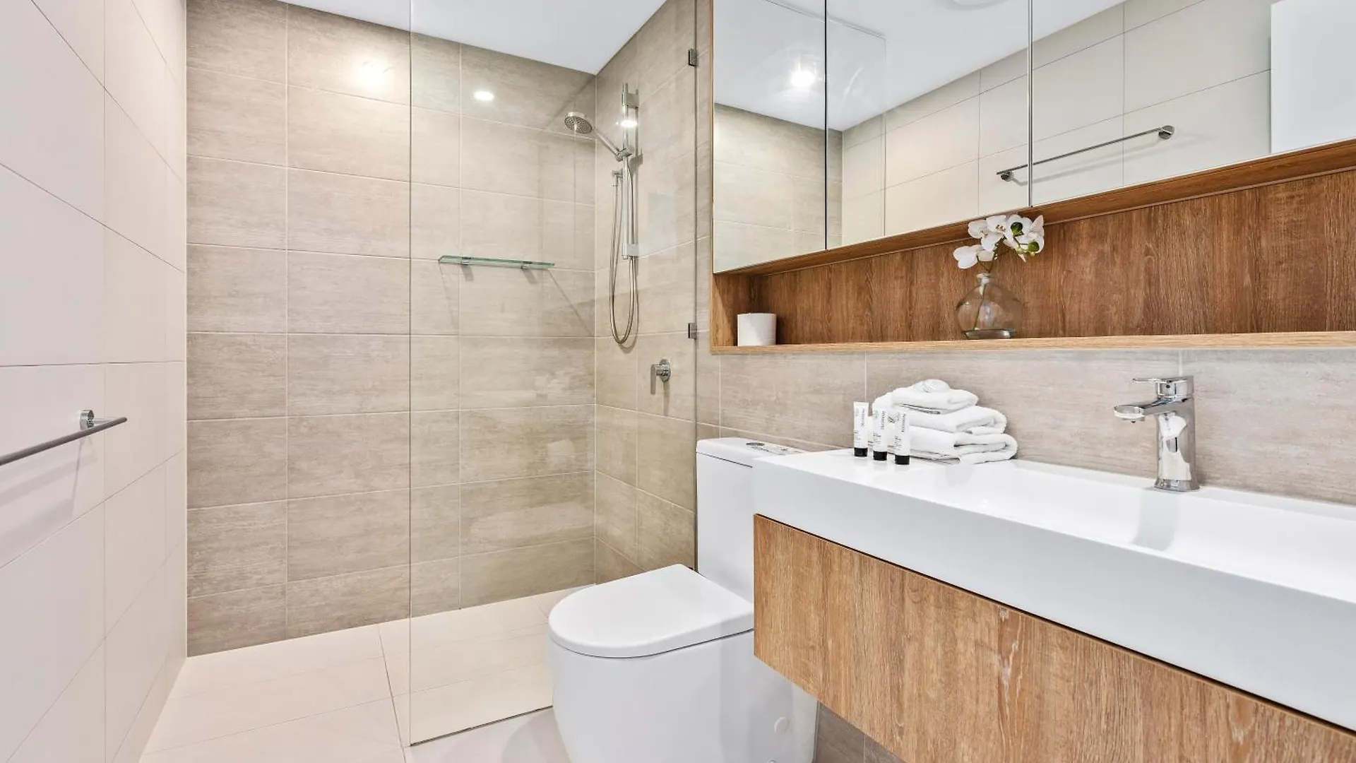 Casino Private Apartments - Qstay Gold Coast Australia