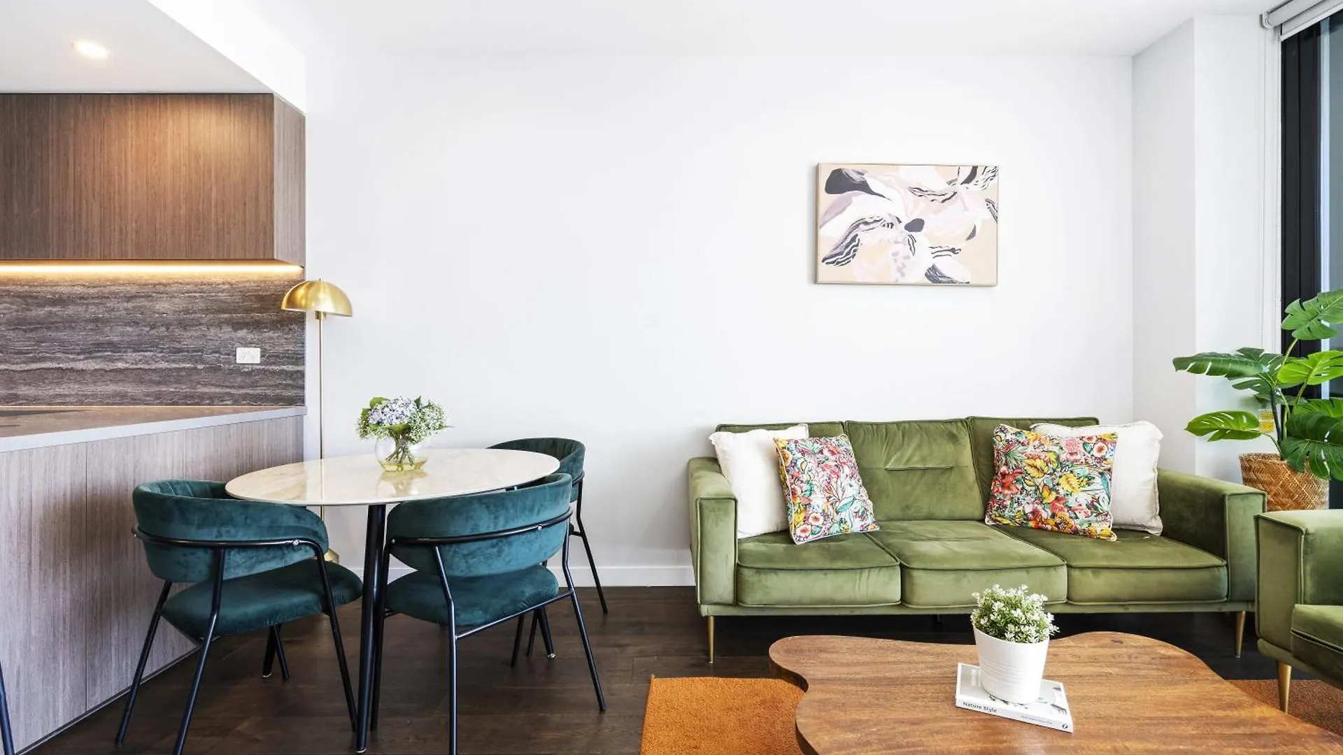Casino Private Apartments - Qstay kontakter