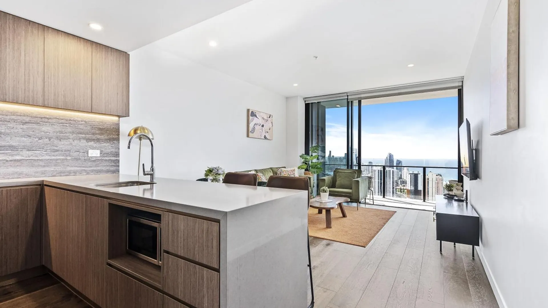 Casino Private Apartments - Qstay Gold Coast