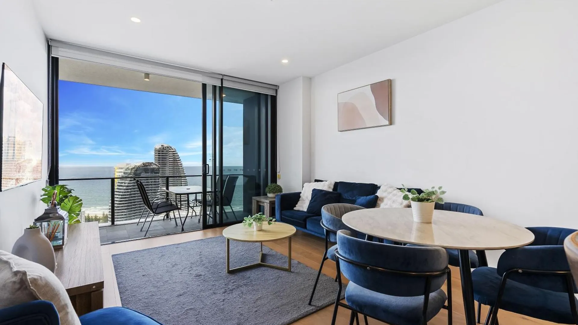 Casino Private Apartments - Qstay Gold Coast